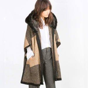 ZARA • Poncho Faux Fur hooded Coat